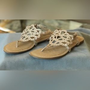 NWOB Kenneth Cole Reaction Nude Suede Sandals with Gold Embellished Design.